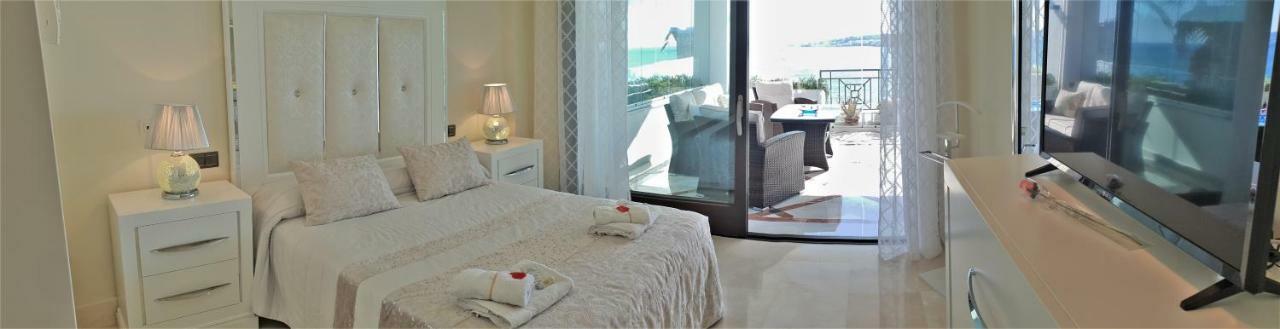 Luxury Apartment Frontal To The Sea In Estepona Doncella Beach Екстер'єр фото