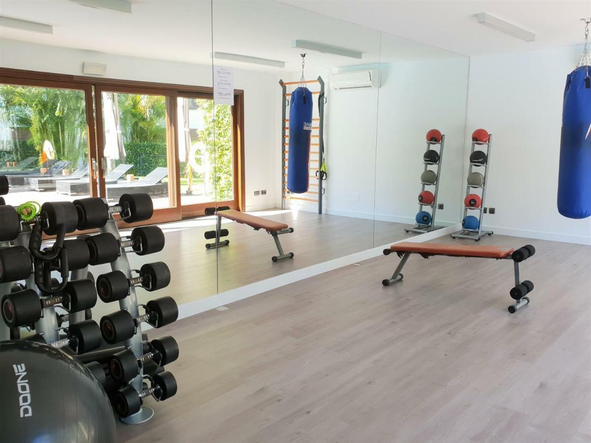 Luxury Apartment Frontal To The Sea In Estepona Doncella Beach Екстер'єр фото