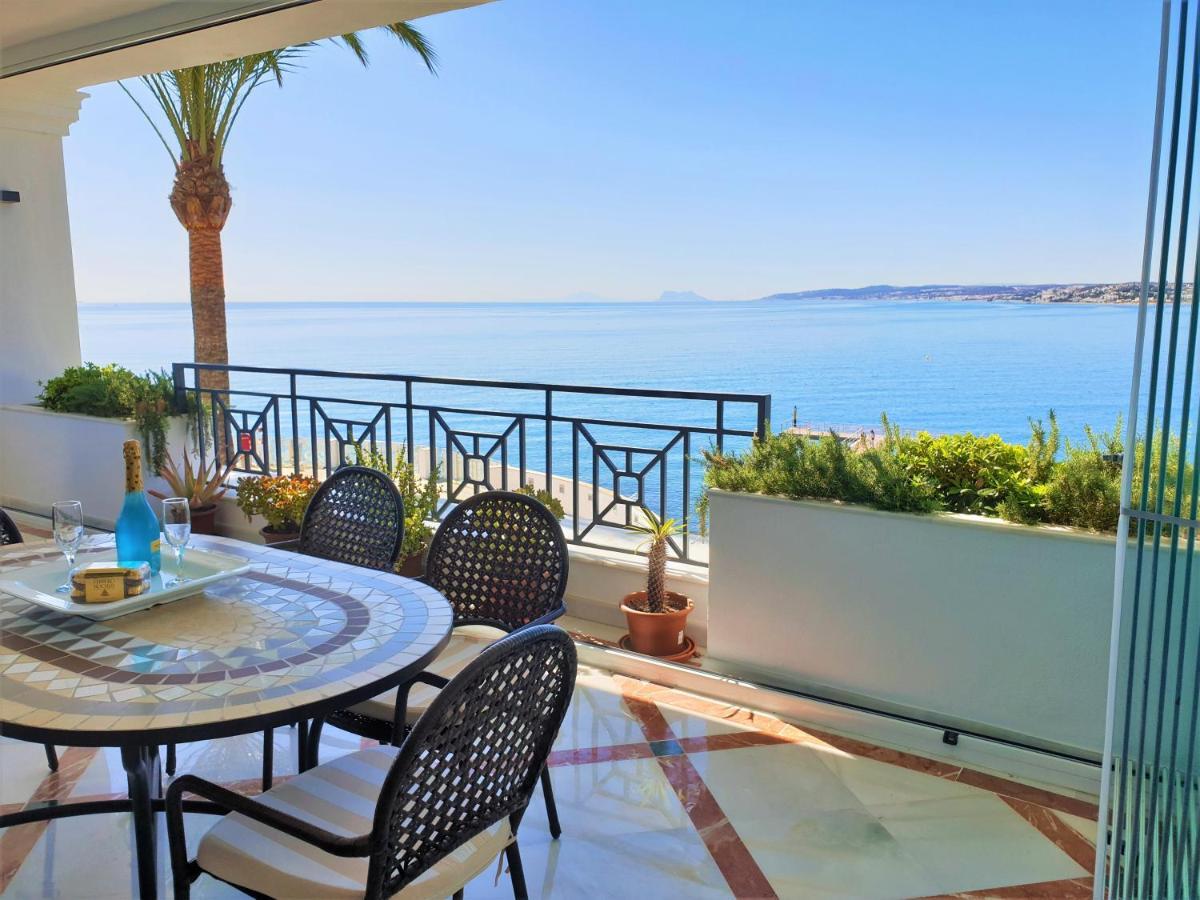 Luxury Apartment Frontal To The Sea In Estepona Doncella Beach Екстер'єр фото