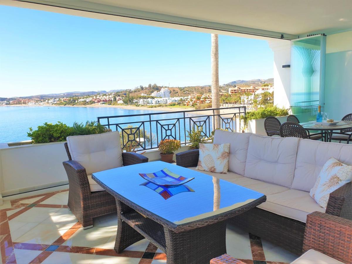 Luxury Apartment Frontal To The Sea In Estepona Doncella Beach Екстер'єр фото